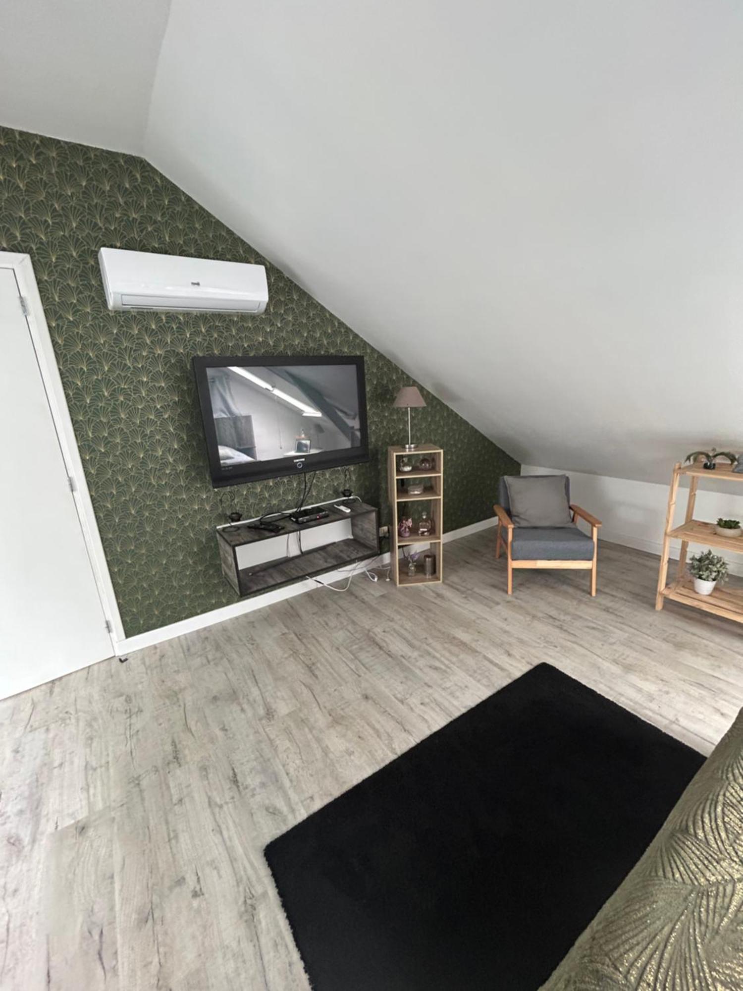 Loft And Spa Les Preaux Ngoại thất bức ảnh